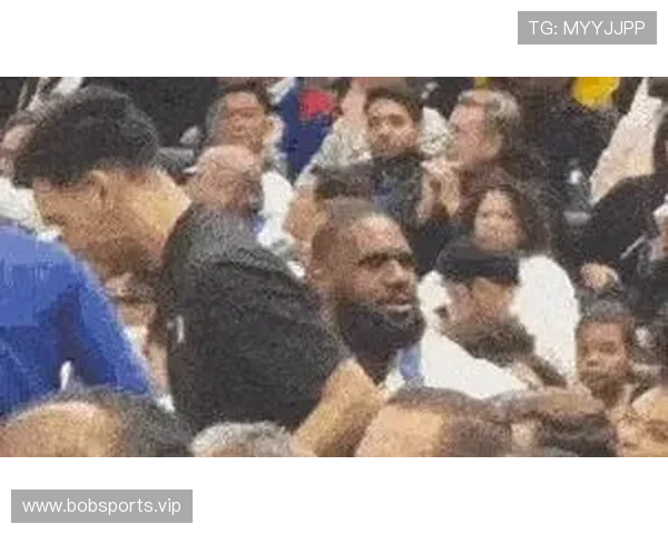 湖人社媒动态引发球迷热议 猜测詹姆斯重大决定即将公布